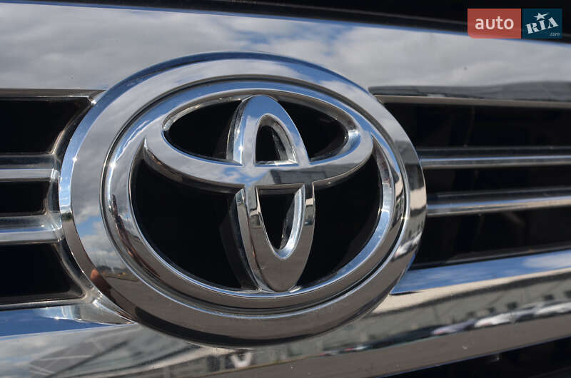 Пикап Toyota Tundra 2017 в Львове