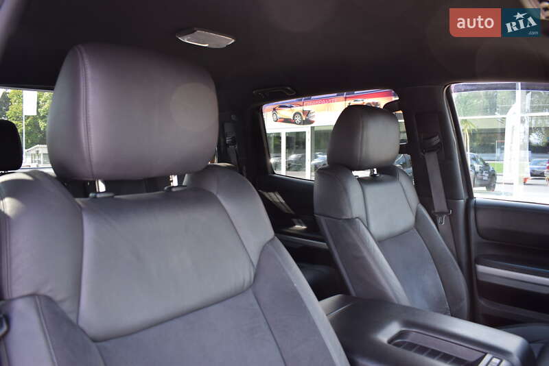 Пикап Toyota Tundra 2017 в Житомире