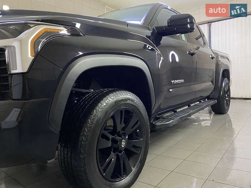 Пікап Toyota Tundra 2024 в Умані