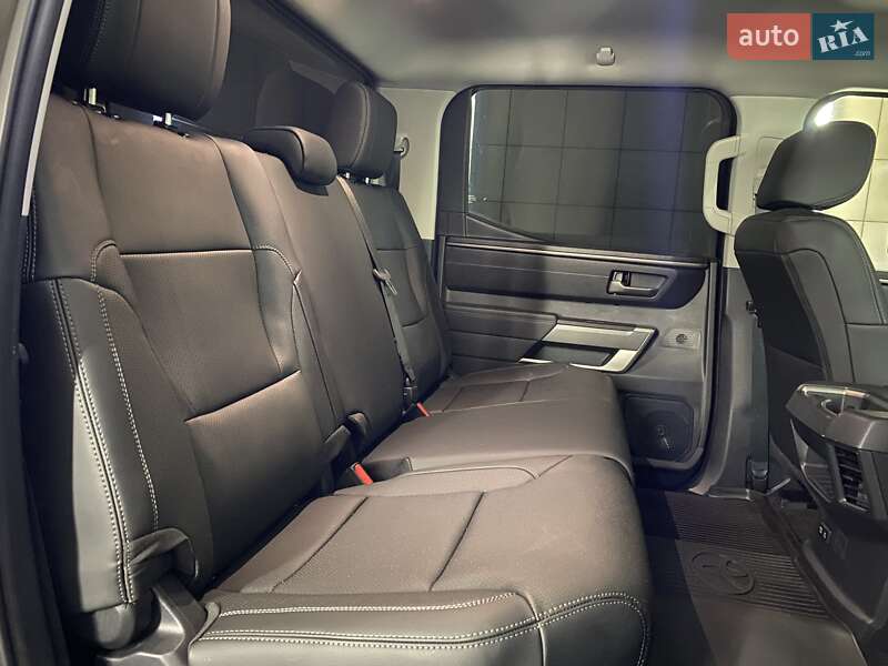 Пікап Toyota Tundra 2024 в Умані