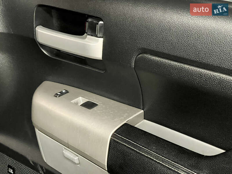 Пікап Toyota Tundra 2007 в Києві