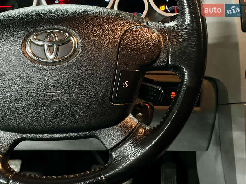 Пікап Toyota Tundra 2007 в Києві