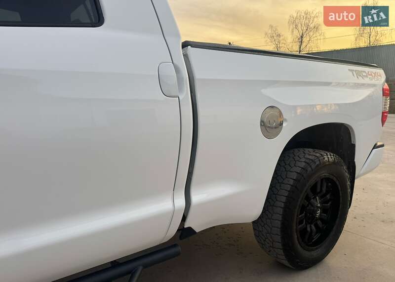 Пікап Toyota Tundra 2018 в Вінниці