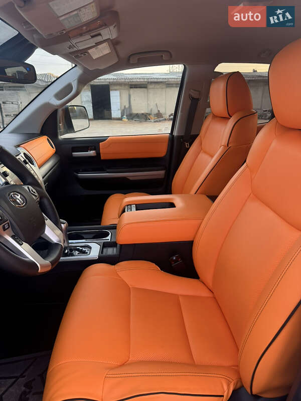 Пікап Toyota Tundra 2018 в Вінниці