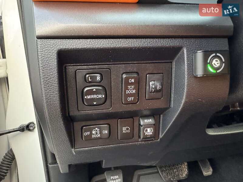 Пікап Toyota Tundra 2018 в Вінниці