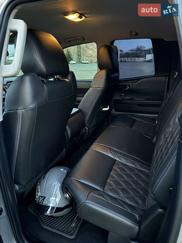 Пикап Toyota Tundra 2015 в Одессе