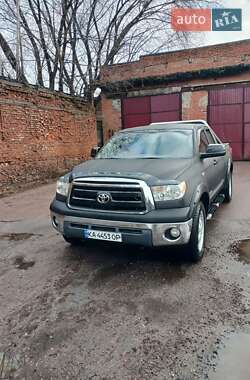Пікап Toyota Tundra 2010 в Чернігові