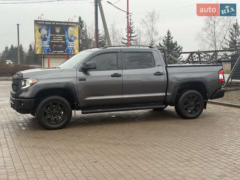 Пикап Toyota Tundra 2019 в Ивано-Франковске