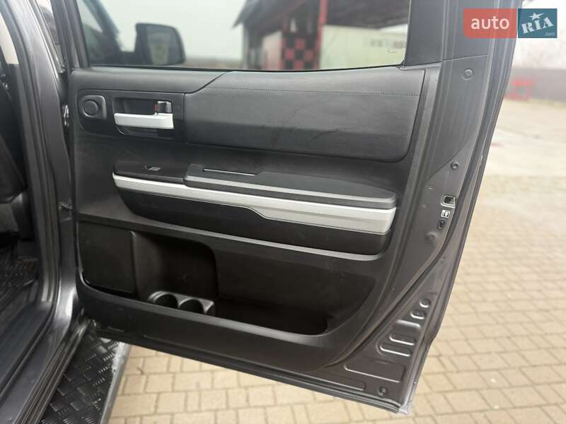 Пикап Toyota Tundra 2019 в Ивано-Франковске