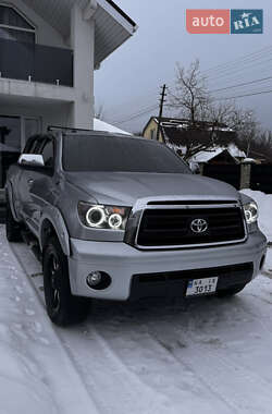Пикап Toyota Tundra 2012 в Киеве
