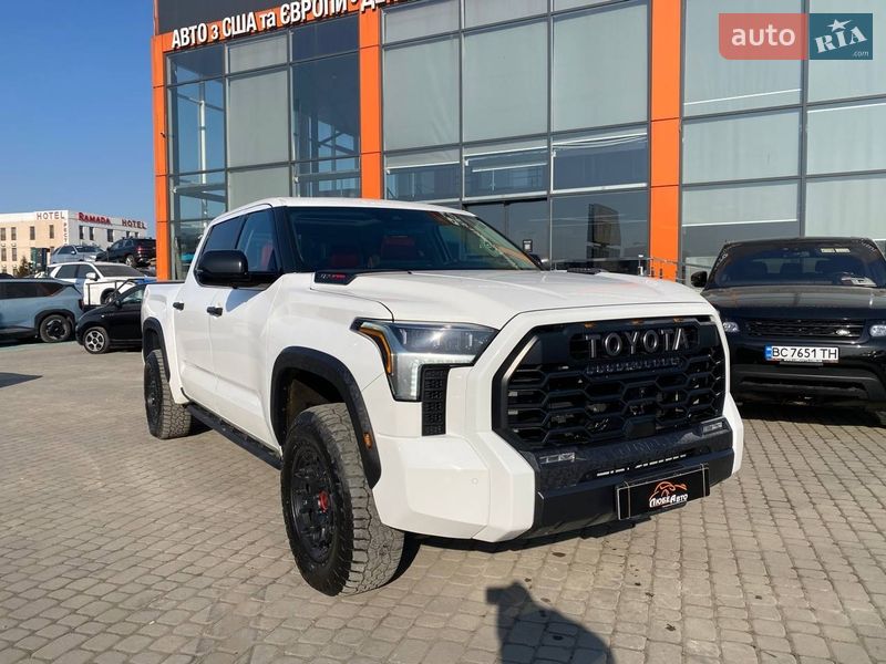 Toyota Tundra 2023