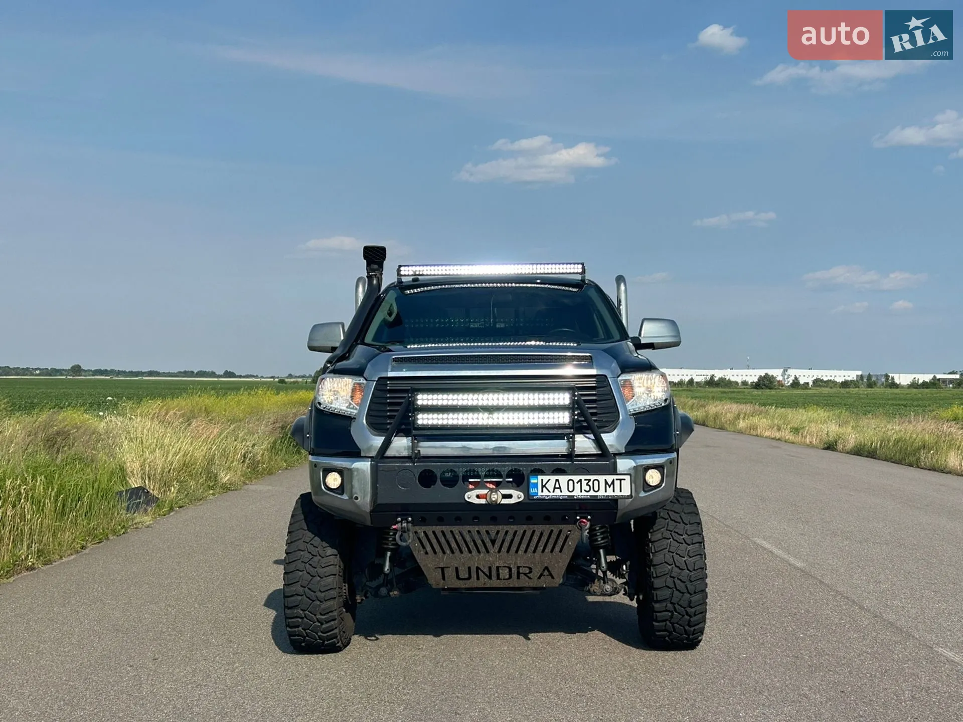 2014 Toyota Tundra - мініатюра 26