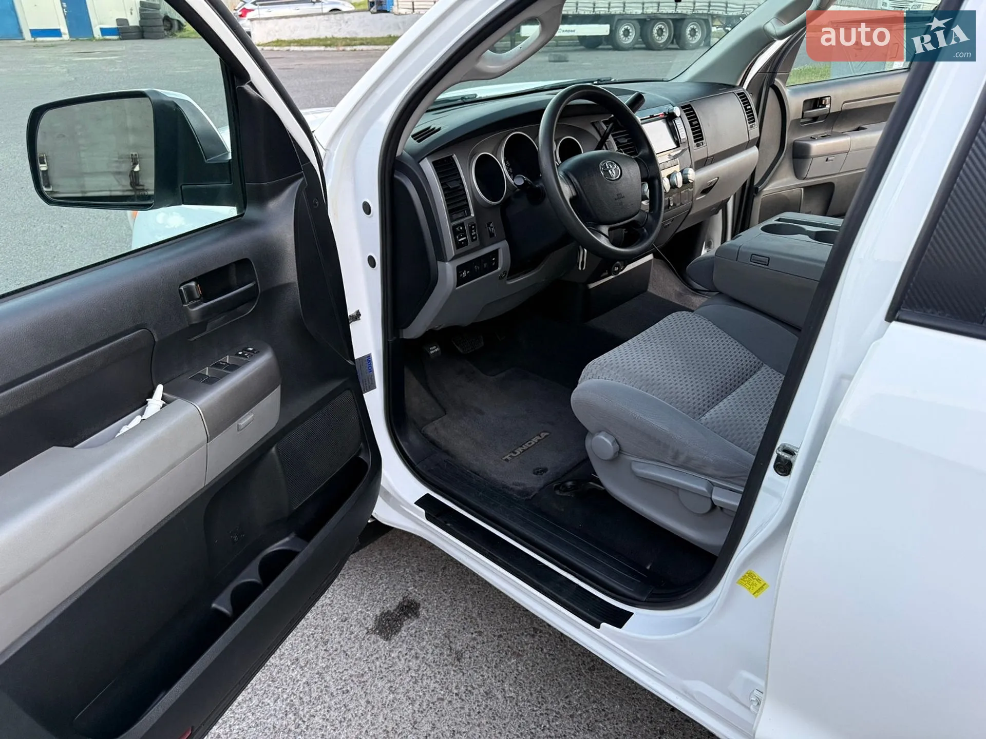 2012 Toyota Tundra - мініатюра 20