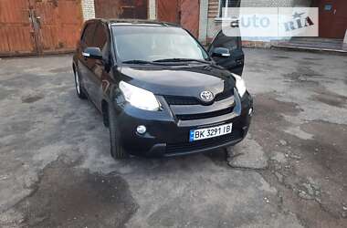 Внедорожник / Кроссовер Toyota Urban Cruiser 2010 в Червонограде