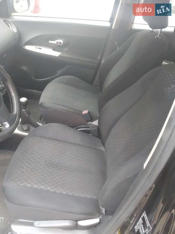 Внедорожник / Кроссовер Toyota Urban Cruiser 2009 в Львове