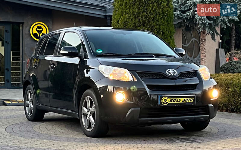 Toyota Urban Cruiser 2011