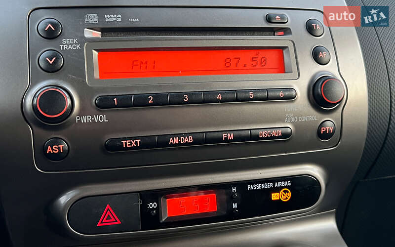 Внедорожник / Кроссовер Toyota Urban Cruiser 2011 в Львове