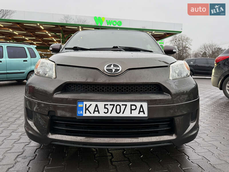 Внедорожник / Кроссовер Toyota Urban Cruiser 2010 в Киеве