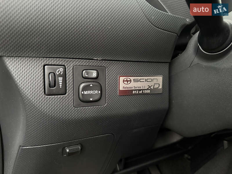 Внедорожник / Кроссовер Toyota Urban Cruiser 2010 в Киеве