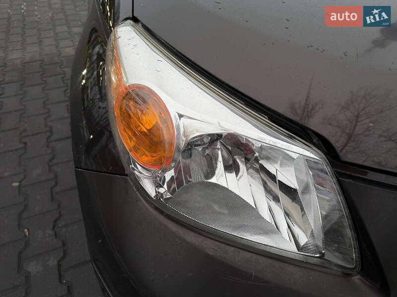 Внедорожник / Кроссовер Toyota Urban Cruiser 2010 в Киеве