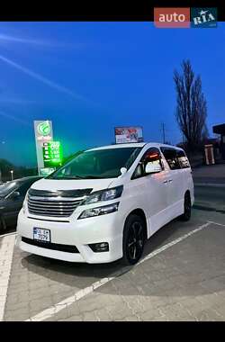 Минивэн Toyota Vellfire 2009 в Черновцах