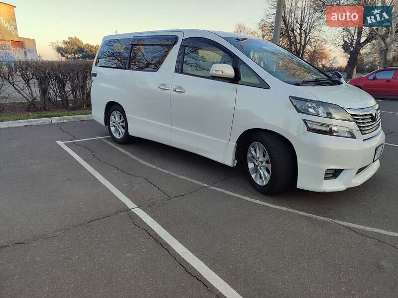 Мінівен Toyota Vellfire 2011 в Чорноморську
