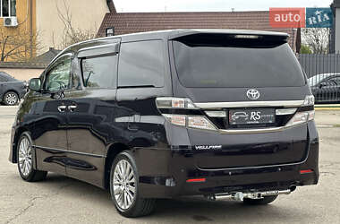 Минивэн Toyota Vellfire 2014 в 