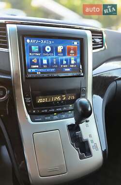 Минивэн Toyota Vellfire 2011 в 