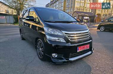 Мінівен Toyota Vellfire 2012 в Одесі