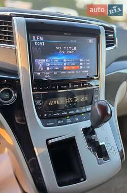 Минивэн Toyota Vellfire 2012 в 
