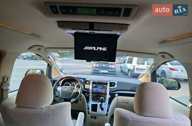 Минивэн Toyota Vellfire 2012 в 