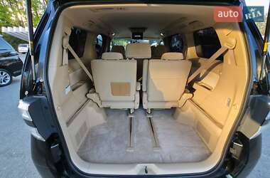 Минивэн Toyota Vellfire 2012 в 