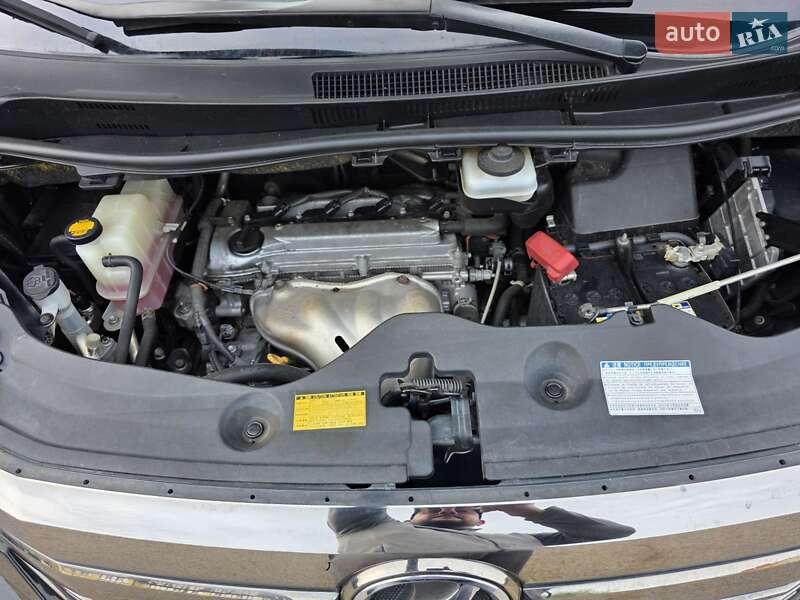 Мінівен Toyota Vellfire 2013 в Одесі