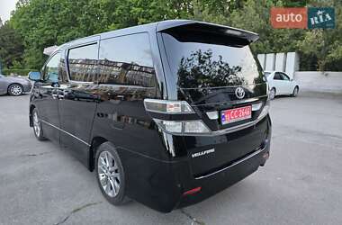 Мінівен Toyota Vellfire 2011 в 