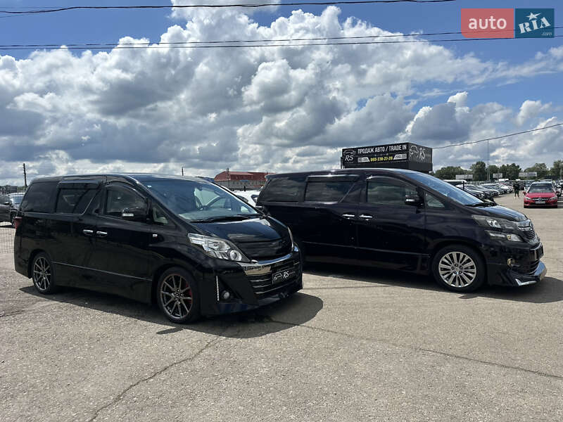 Минивэн Toyota Vellfire 2014 в Киеве
