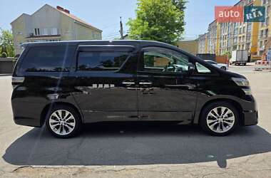 Минивэн Toyota Vellfire 2011 в 
