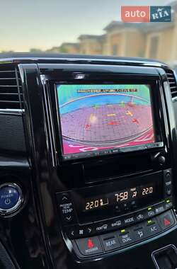 Минивэн Toyota Vellfire 2012 в 