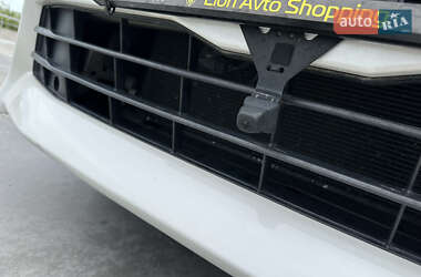 Минивэн Toyota Vellfire 2014 в 
