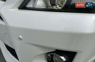 Минивэн Toyota Vellfire 2014 в 