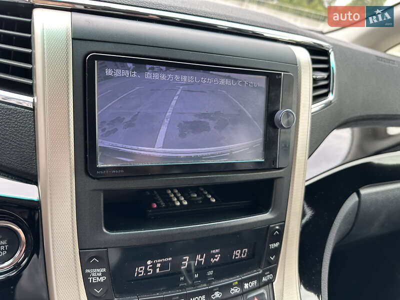 Минивэн Toyota Vellfire 2014 в Киеве