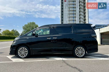 Минивэн Toyota Vellfire 2014 в 