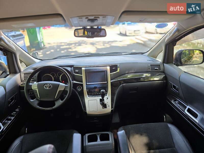 Минивэн Toyota Vellfire 2014 в Одессе