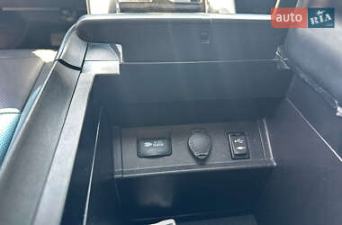 Минивэн Toyota Vellfire 2015 в 