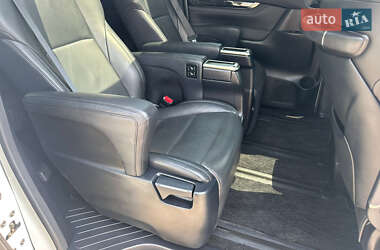 Минивэн Toyota Vellfire 2015 в 
