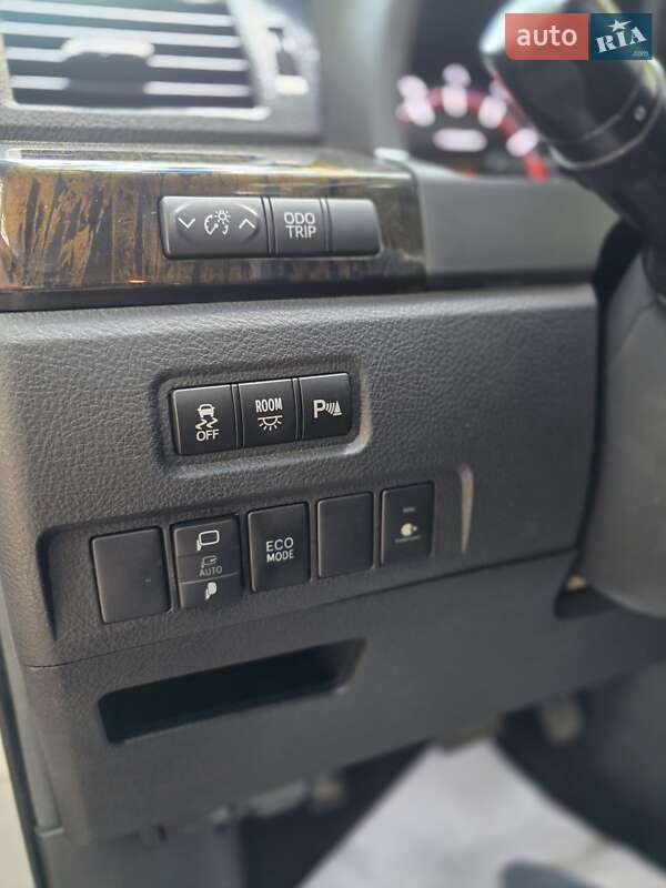 Мінівен Toyota Vellfire 2013 в Одесі фото 21 Мінівен Toyota Vellfire 2013 в Одесі