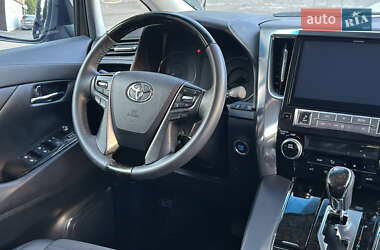 Минивэн Toyota Vellfire 2015 в 