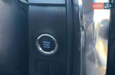 Минивэн Toyota Vellfire 2015 в 