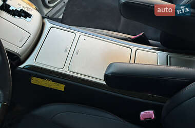 Минивэн Toyota Vellfire 2013 в 