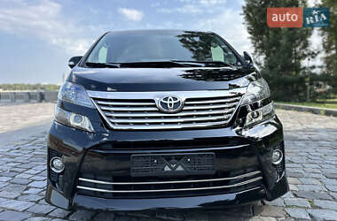 Минивэн Toyota Vellfire 2014 в 