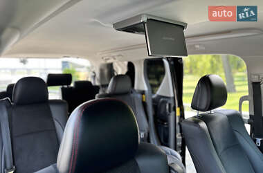 Минивэн Toyota Vellfire 2014 в 